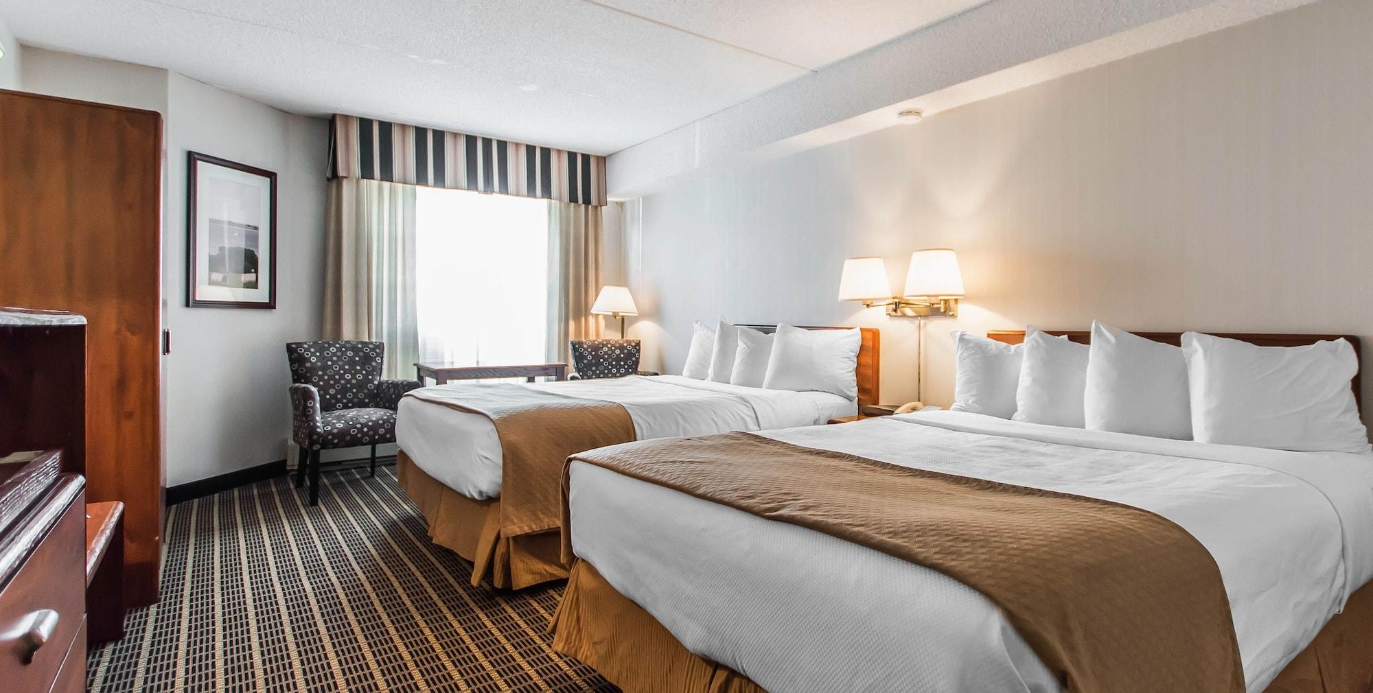 Quality Inn & Suites Garden Of The Gulf Summerside Exteriör bild