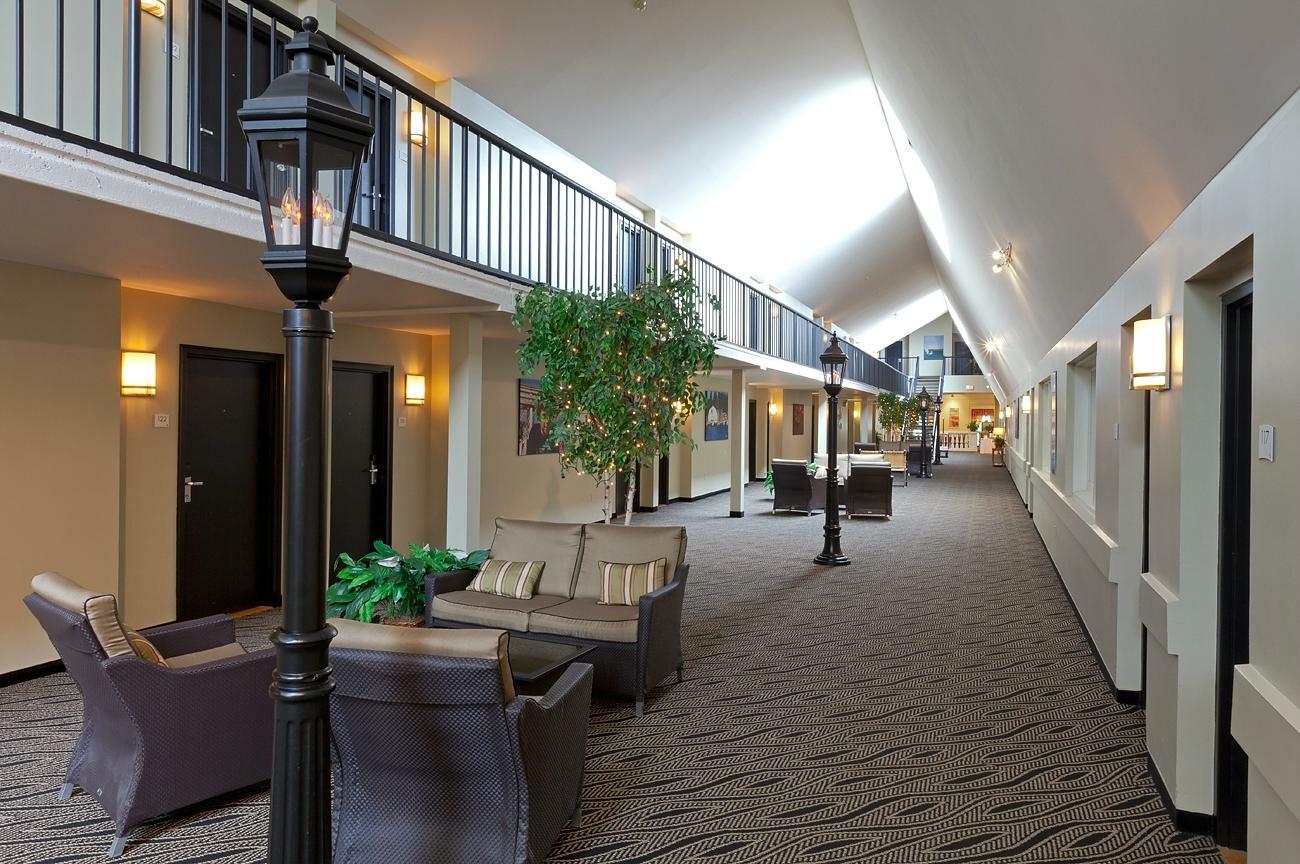 Quality Inn & Suites Garden Of The Gulf Summerside Exteriör bild