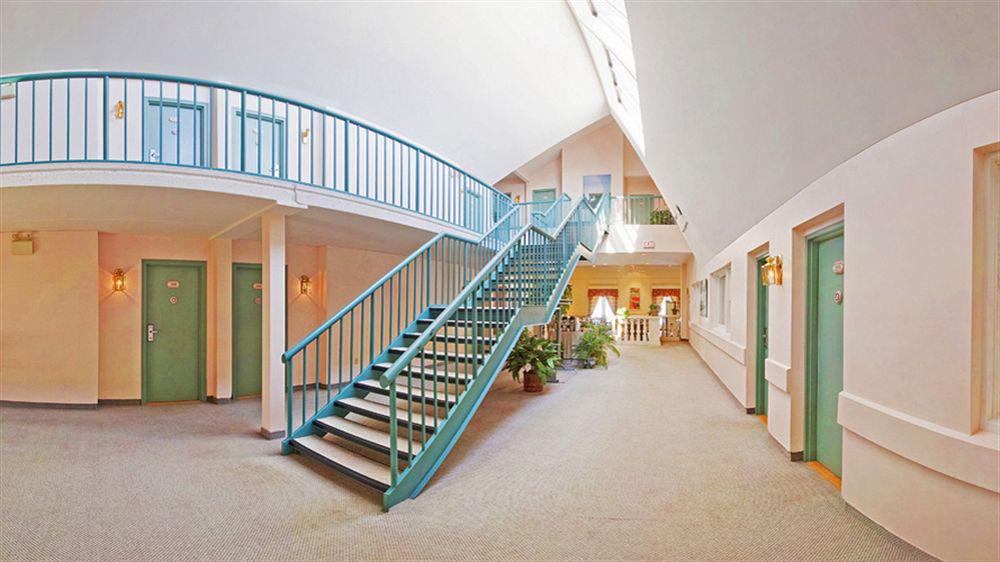 Quality Inn & Suites Garden Of The Gulf Summerside Inreriör bild